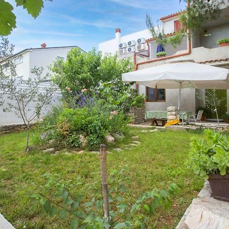 Apartments Armando Fažana Zewnętrze zdjęcie