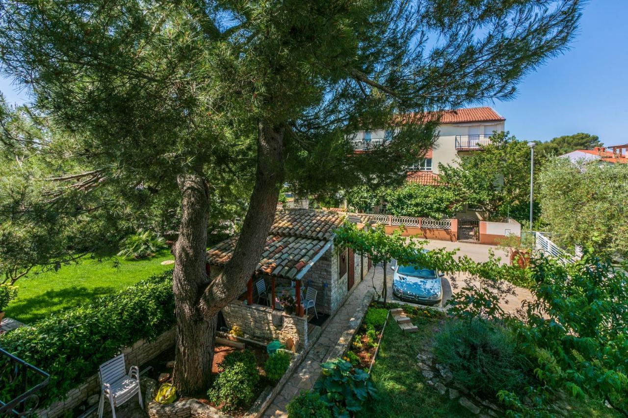 Apartments Armando Fažana Zewnętrze zdjęcie