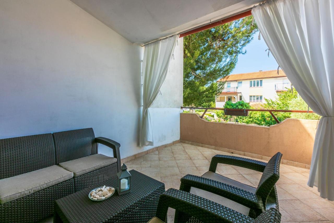 Apartments Armando Fažana Zewnętrze zdjęcie