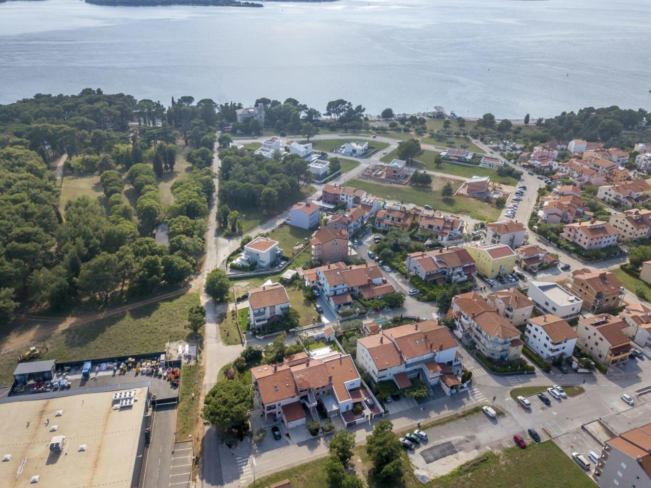 Apartments Armando Fažana Zewnętrze zdjęcie